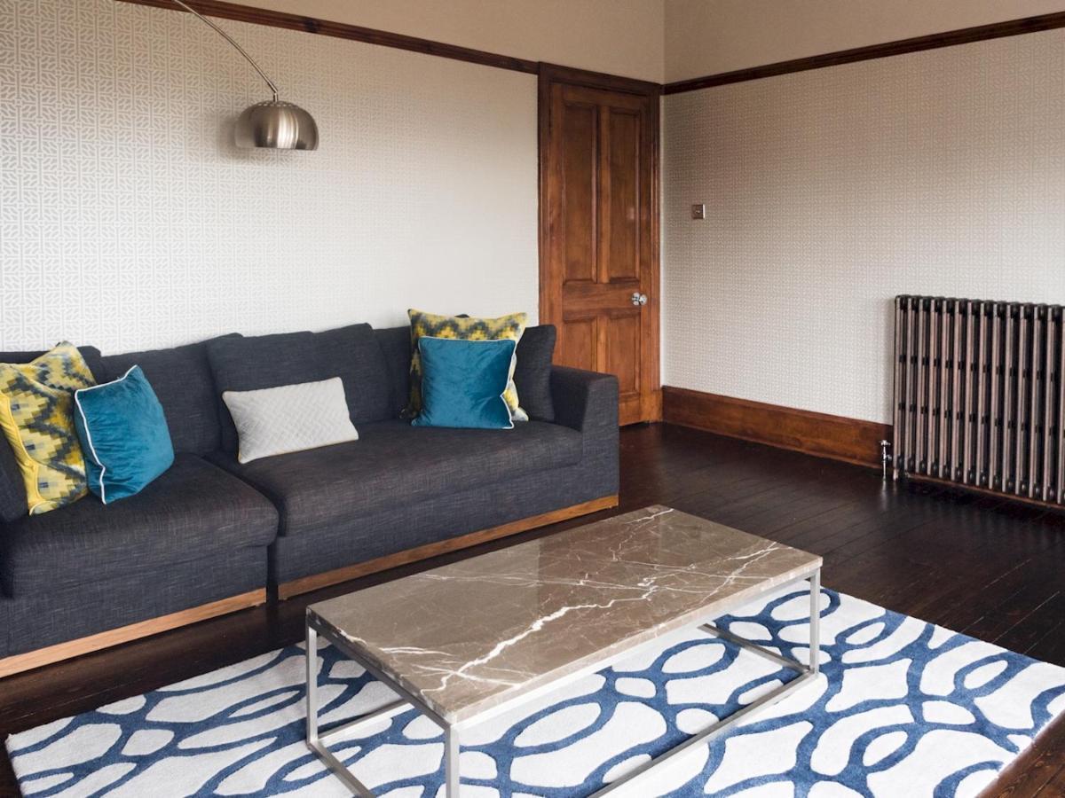 Pass The Keys Beautiful, Traditional 2 Bed Flat W Free Parking Glasgow Kültér fotó
