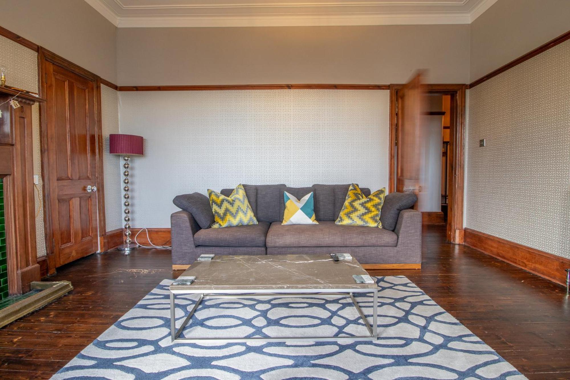 Pass The Keys Beautiful, Traditional 2 Bed Flat W Free Parking Glasgow Kültér fotó